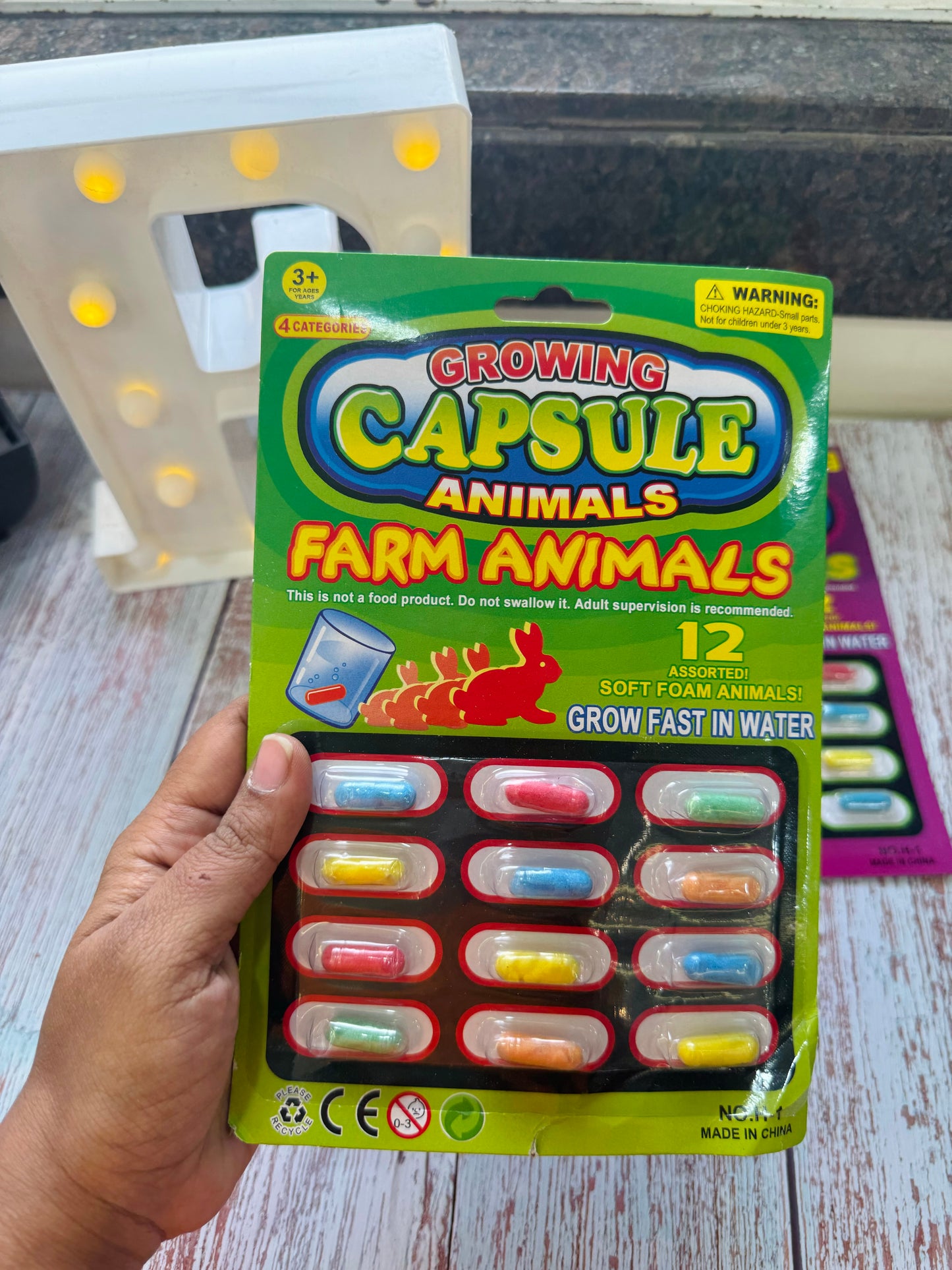 Animal capsules-assorted animal