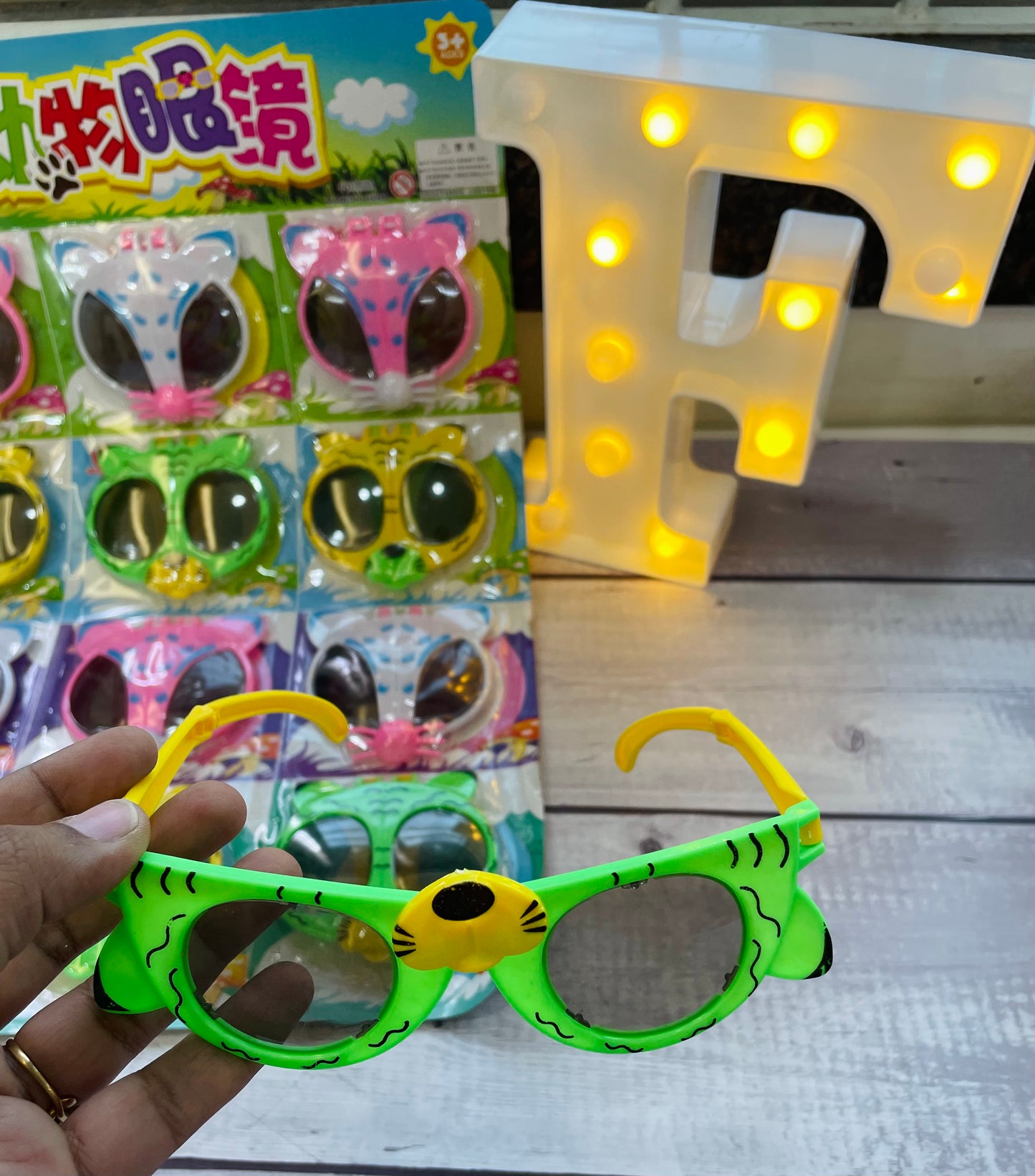 Foldable glasses -assorted colours