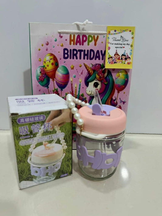 Pearl handle glass bottle hamper