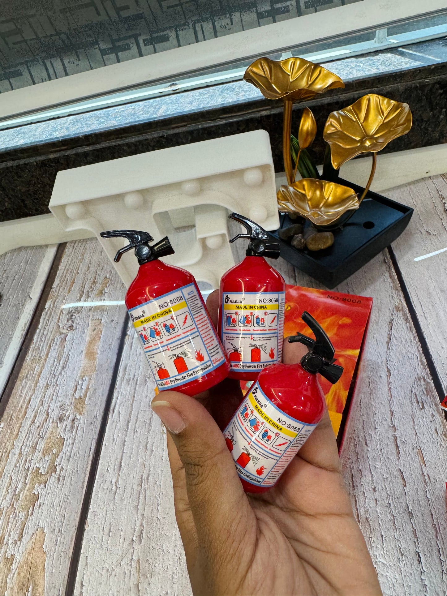 Fire extinguisher sharpener