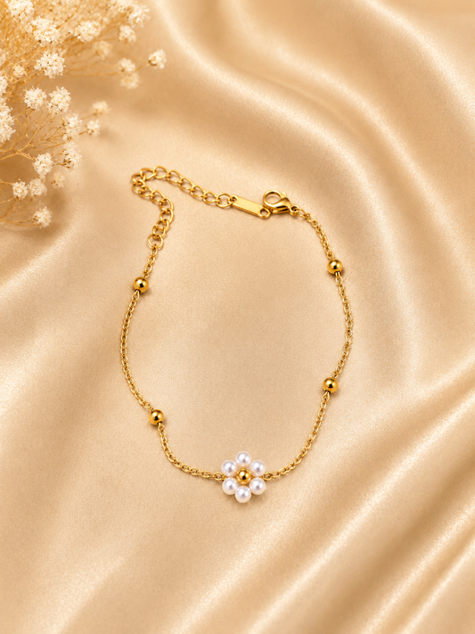 Pearl Bloom Bracele