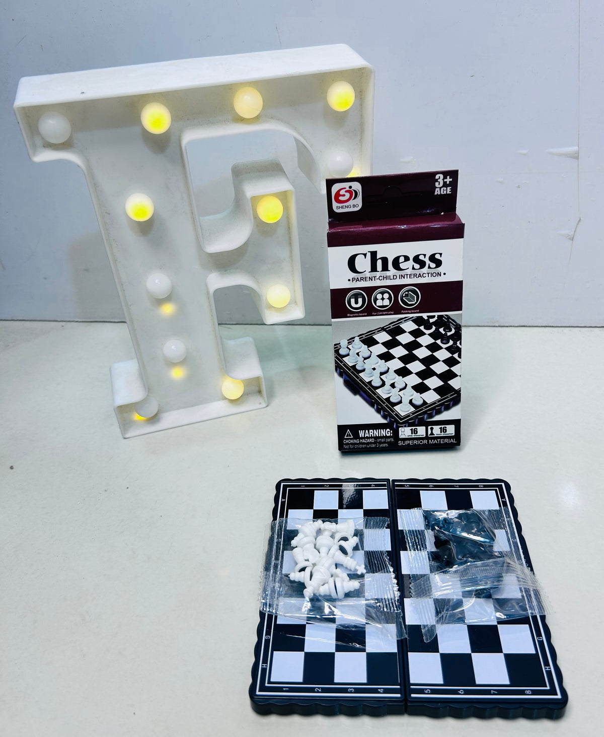 Mini chess board game