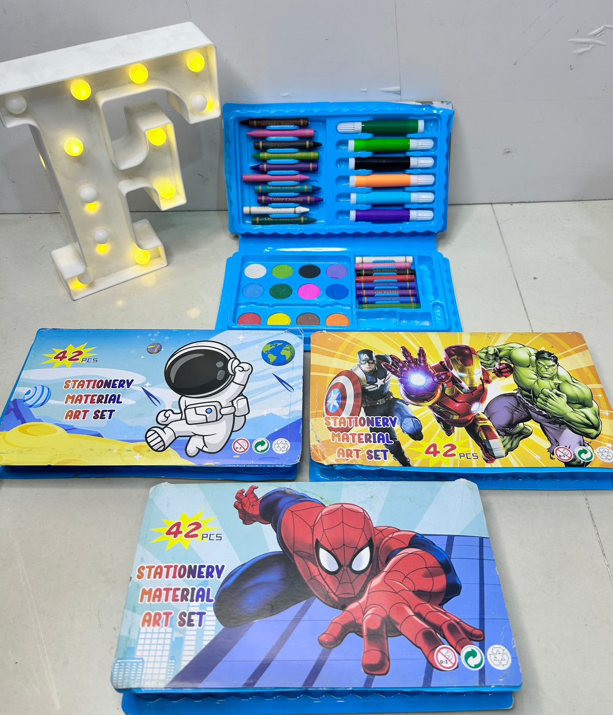 colour kit-42 pieces