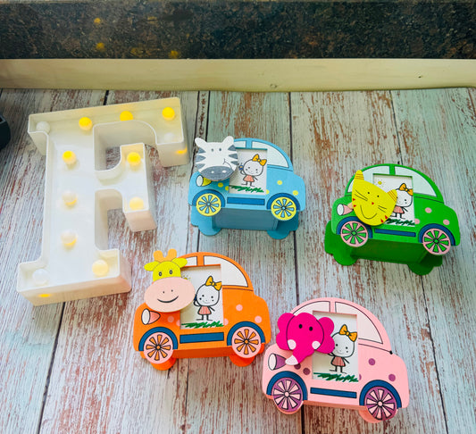 Car penstand -wooden