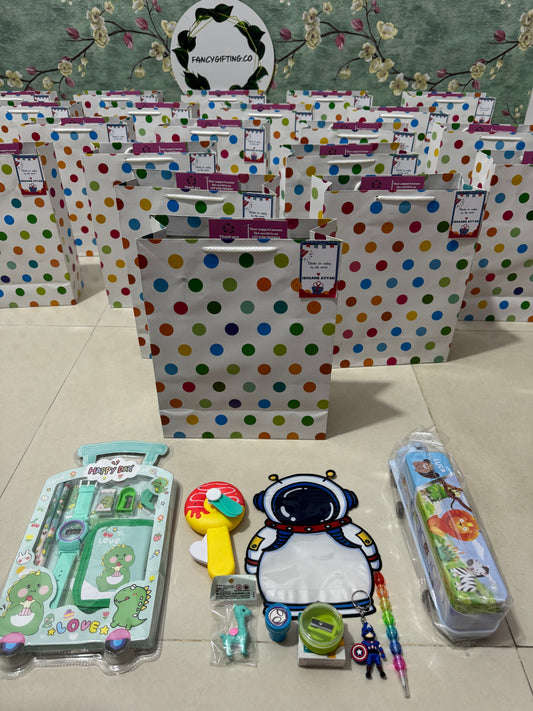 Stationary jumbo hamper
